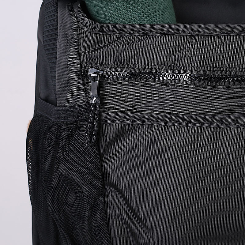  черная сумка Nike Sportswear Essentials Messenger Bag 17L DB0498-010 - цена, описание, фото 5